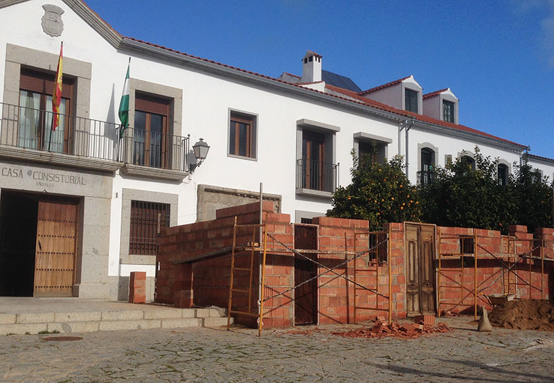 Preparativos para la representación de los Coloquios en Alcaracejos