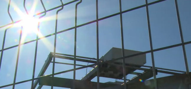 Reportaje 'De espaldas al sol', hablando de las energía renovables