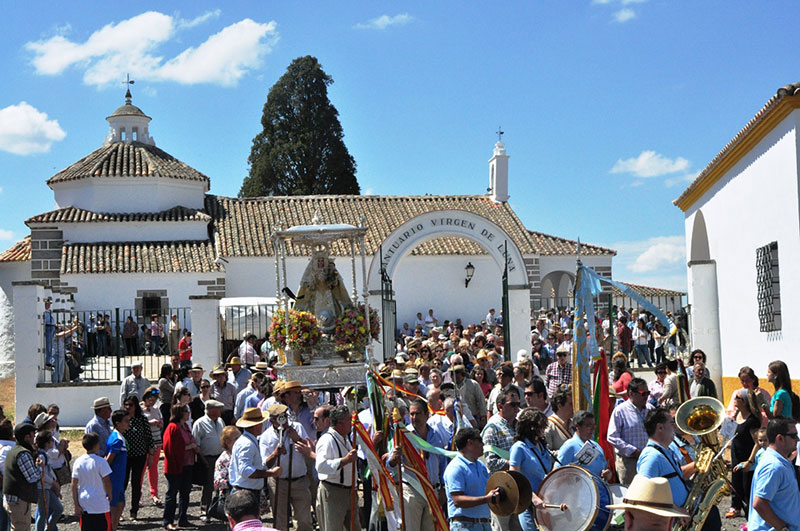 Virgen de Luna