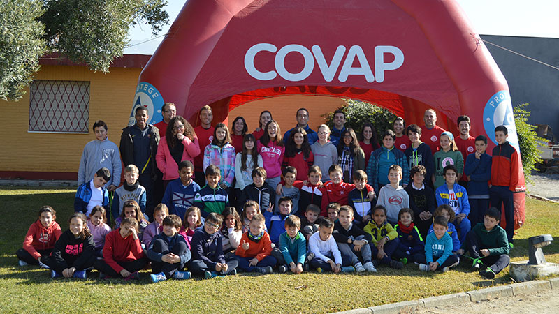 Medio centenar de niños disfrutan del 3º Campus COVAP de Invierno en Granada