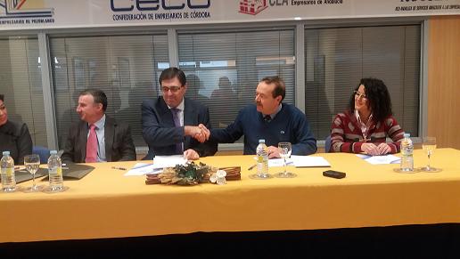Cajasur firma un convenio con la Asociación de Empresarios de Pozoblanco
