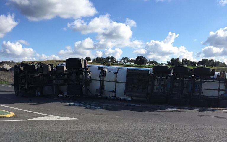 Nuevo accidente de camión en Pozoblanco con riesgo de fuga de gas