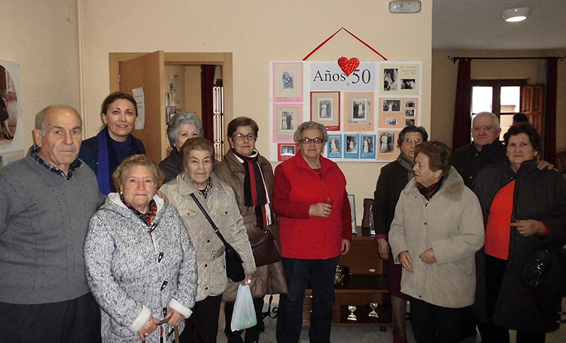 Los mayores del Centro de Participación Activa de Villanueva de Córdoba celebran San Valentín