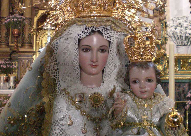 Virgen de Luna