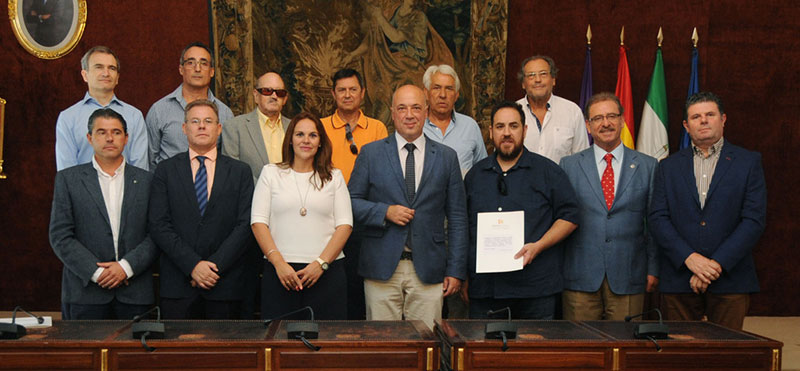 La Diputación de Córdoba destina 27.000 euros a respaldar la actividad de ocho colectivos cordobeses