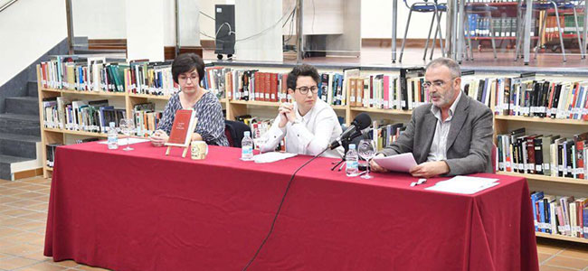 Cuentos y teatro en la presentación de 'Cuentos de Los Pedroches' en Pozoblanco