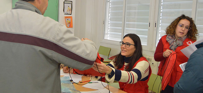 Cruz Roja reparte material escolar en Belalcázar, Pozoblanco y Cardeña