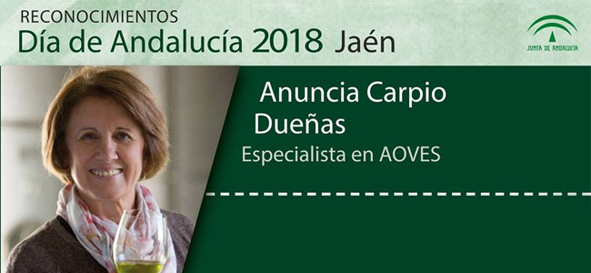 La pozoalbense Anuncia Carpio, distinguida con la Bandera de Andalucía en Jaén