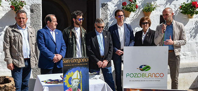 La Fiesta y Verbena de San Gregorio de Pozoblanco recupera el tradicional arco de entrada al barrio