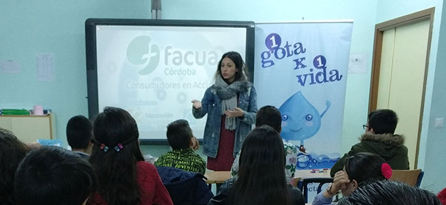 Escolares de Villaralto participan en los talleres sobre uso responsable del agua