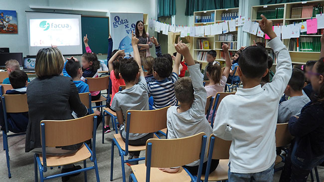 Escolares de El Viso participan en los talleres sobre uso responsable del agua