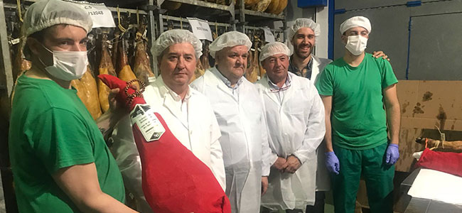 El delegado de Agricultura destaca la calidad de los productos ganaderos de Belalcázar