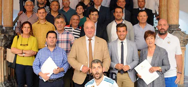 La Diputación firma 50 convenios con ayuntamientos, clubes y federaciones deportivas por un importe total de 540.000 euros