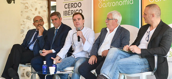 El II Congreso del Ibérico certifica la necesidad de ampliar la promoción de los productos de la dehesa