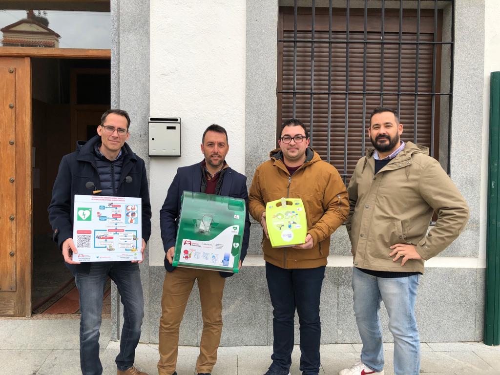 Una campaña de la empresa WOP lleva desfibriladores a diez ayuntamientos de Los Pedroches