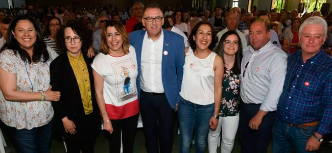 Susana Díaz defiende el potencial de la dehesa y de la estación de tren en su visita a Villanueva de Córdoba y Pozoblanco