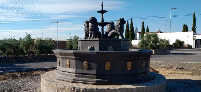 La fuente de 'Los Pedroches' de Alcaracejos cambia de ubicación