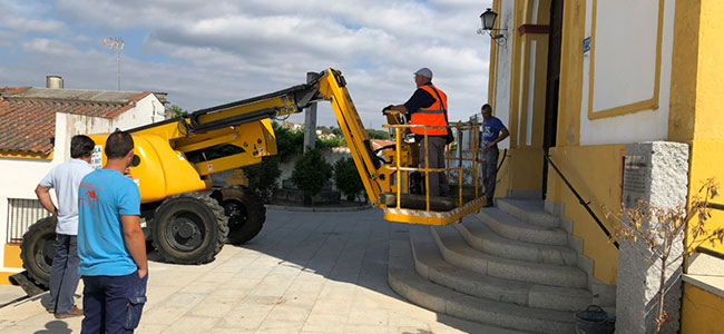 La parroquia del Carmen en Cardeña comienza las obras de mejora de los exteriores