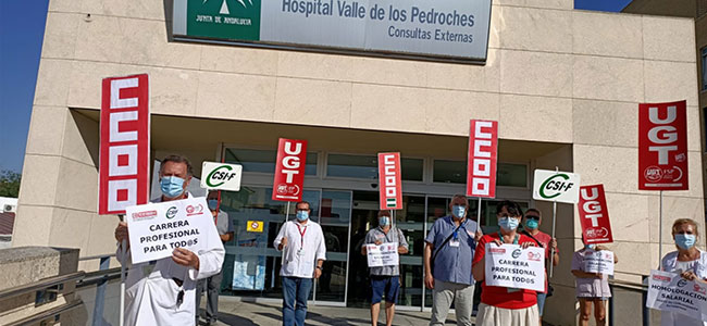 Movilización convocada por el CSIF junto a CCOO y UGT en el Hospital Valle de los Pedroches