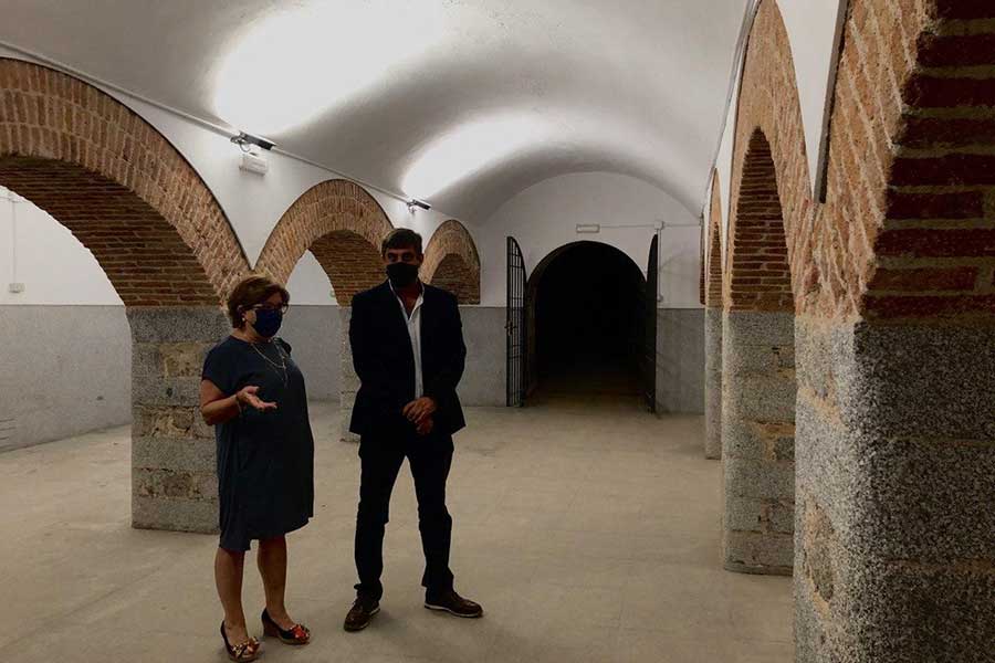 El delegado de Memoria Democrática de la Diputación visita los refugios antiaéreos de Villanueva de Córdoba y El Viso