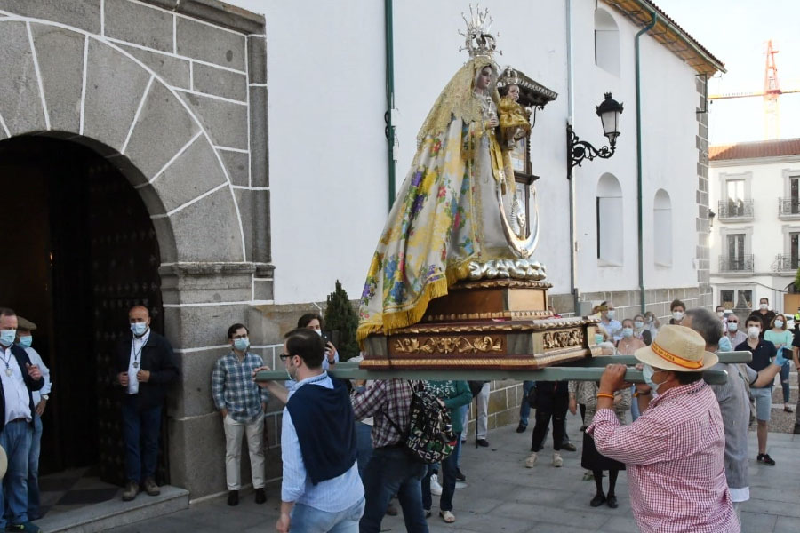 Virgen de Luna