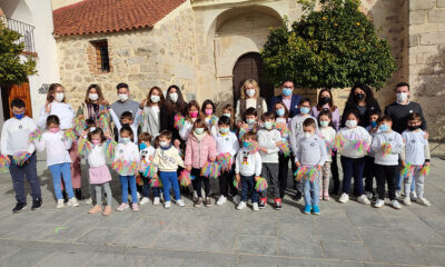 Educación reconoce la labor de la comunidad educativa del CEIP Virgen de las Cruces de El Guijo