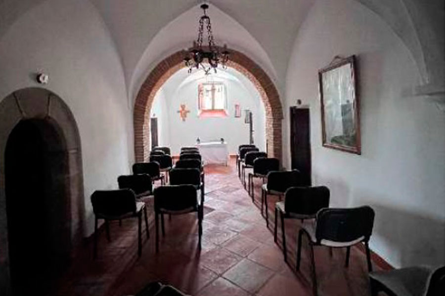 la casa de espiritualidad del Convento de Santa Clara de la Columna