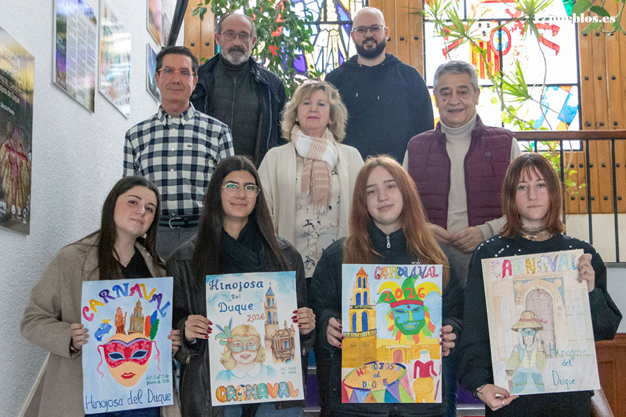 Hinojosa del Duque se vuelca con el Carnaval